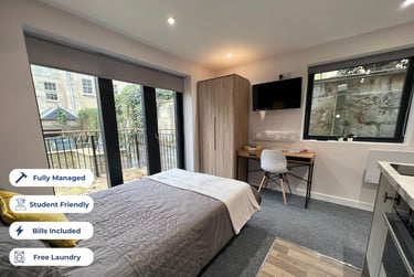 1 bed studio, Snow Hill, Bathwick, Bath, BA15DN - Image 1