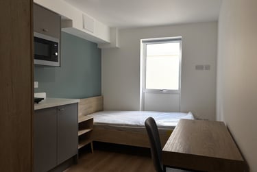 1 bed studio, Jacobs Wells Raod, Southville, Bristol, BS81DS - Image 4