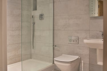 2 bed flat, St. James's Parade, Poets Corner, Bath, BA11UH - Image 4