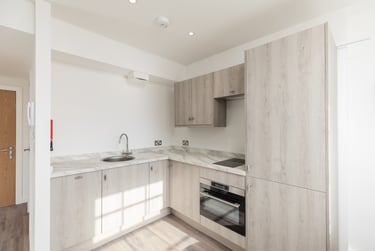 1 bed studio, Park Street, City Centre, Bristol, BS15JG - Image 3