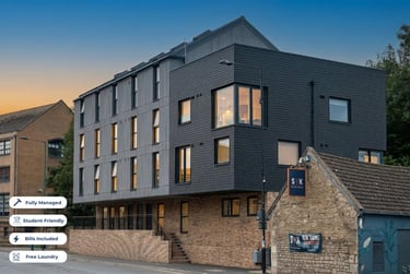 1 bed studio, Lower Bristol Road, City Centre, Bath, BA23BD - Image 1