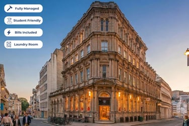 2 bed flat, Corn Street, City Centre, Bristol, BS11HT - Image 1