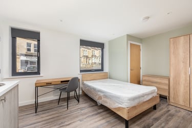 1 bed studio, Livingstone Road, Twerton, Bath, BA23PQ - Image 3