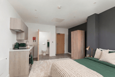 1 bed studio, College Green, City Centre, Bristol, BS15TB - Image 3