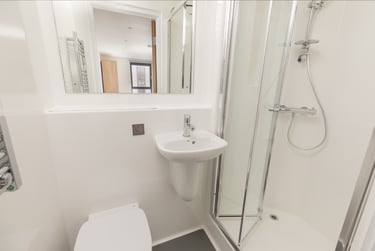 3 bed flat, Paintworks, Arno's Vale, Bristol, BS43EH - Image 4