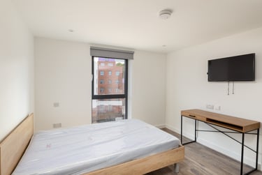 2 bed flat, Paintworks, Arno's Vale, Bristol, BS43EH - Image 4