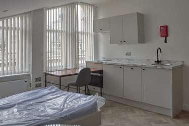 2 bed flat, Corn Street, City Centre, Bristol, BS11HT - Image 4