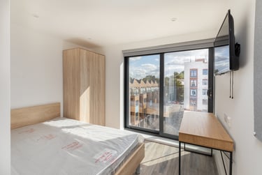 3 bed flat, Paintworks, Arno's Vale, Bristol, BS43EH - Image 5