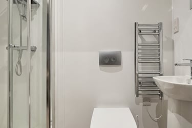 1 bed studio, College Green, City Centre, Bristol, BS15TB - Image 5