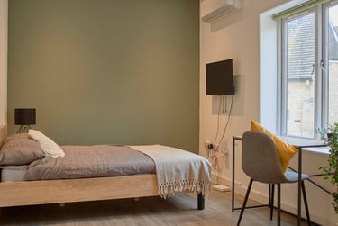 2 bed flat, St. James's Parade, Poets Corner, Bath, BA11UH - Image 4