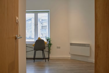 2 bed flat, St. James's Parade, Poets Corner, Bath, BA11UH - Image 5