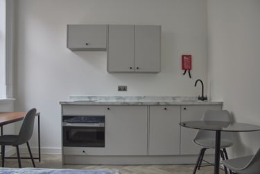 2 bed flat, Corn Street, City Centre, Bristol, BS11HT - Image 3