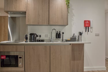 1 bed studio, Cherry Lane, Kingsdown, Bristol, BS13NG - Image 6