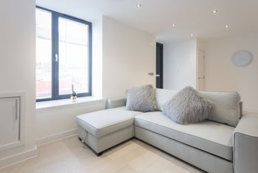 2 bed flat, Burnham Road, Twerton, Bath, BA23RY - Image 5