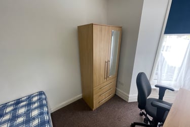 4 bed flat, St Albans Road, Brynmill, Swansea, SA20BP - Image 7