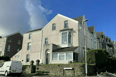 2 bed flat, Finsbury Terrace, Brynmill, Swansea, SA20AH - Image 1