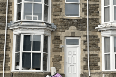 2 bed flat, St Albans Road, Brynmill, Swansea, SA20BP - Image 1