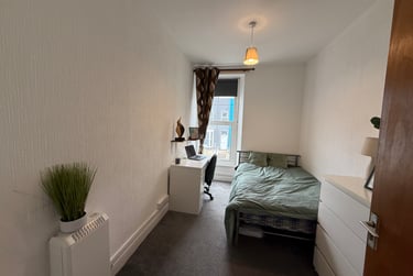 5 bed flat, Bryn Road, Brynmill, Swansea, SA20AR - Image 9