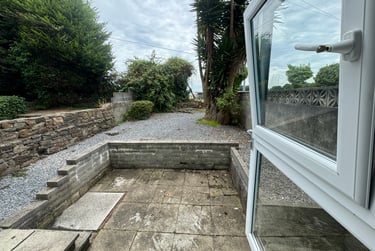 1 bed flat, Bryn Road, Brynmill, Swansea, SA20AR - Image 10