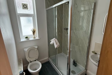 6 bed house, Gwydr Crescent, Uplands, Swansea, SA20AD - Image 10