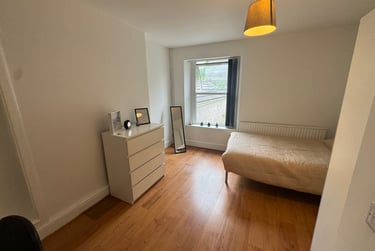 2 bed flat, Bryn Road, Brynmill, Swansea, SA20AT - Image 11