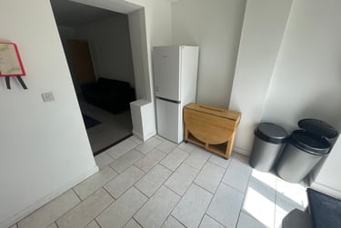 3 bed flat, Bryn Road, Brynmill, Swansea, SA20AP - Image 3