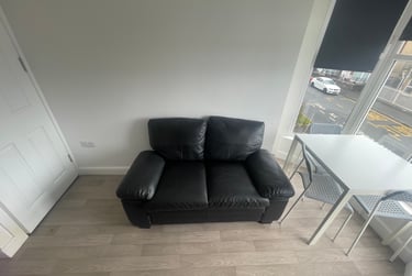 2 bed flat, St Albans Road, Brynmill, Swansea, SA20BP - Image 4