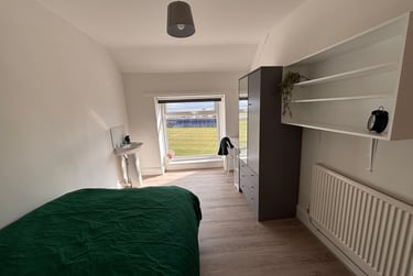 3 bed flat, Bryn Road, Brynmill, Swansea, SA20AR - Image 12