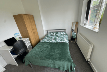 3 bed flat, Bryn Road, Brynmill, Swansea, SA20AR - Image 3