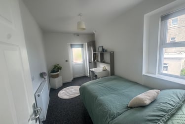 3 bed flat, Malvern Terrace, Brynmill, Swansea, SA20BE - Image 3