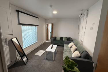 5 bed house, Gwydr Crescent, Uplands, Swansea, SA20AD - Image 2