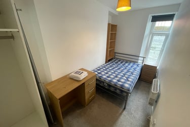 3 bed flat, Bryn Road, Brynmill, Swansea, SA20AP - Image 12