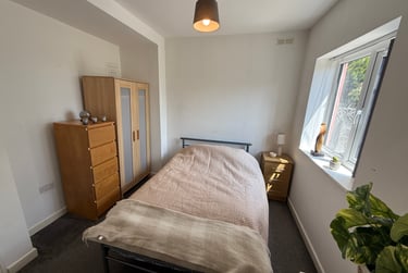 3 bed flat, Bryn Road, Brynmill, Swansea, SA20AR - Image 12