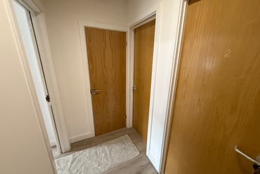 2 bed flat, St Helens Road, Mount Pleasant, Swansea, SA14DQ - Image 2