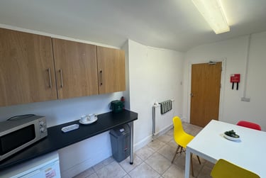 2 bed flat, Bryn Road, Brynmill, Swansea, SA20AT - Image 4