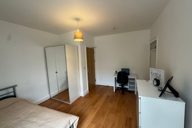 3 bed flat, Bryn Road, Brynmill, Swansea, SA20AT - Image 4