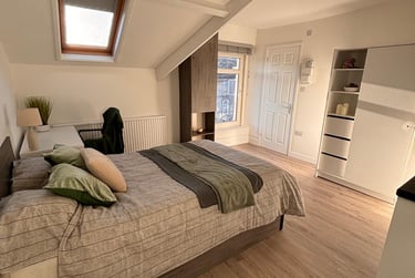 1 bed studio, Bryn Road, Brynmill, Swansea, SA20AR - Image 5