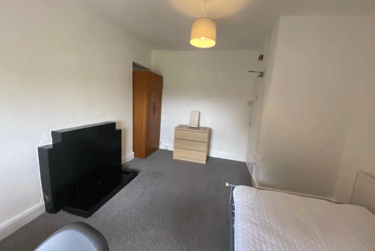 2 bed flat, Bryn Road, Brynmill, Swansea, SA20AP - Image 4