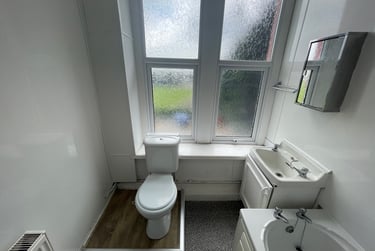 2 bed flat, Bryn Road, Brynmill, Swansea, SA20AP - Image 5