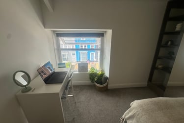 2 bed flat, Bryn Road, Brynmill, Swansea, SA20AR - Image 6