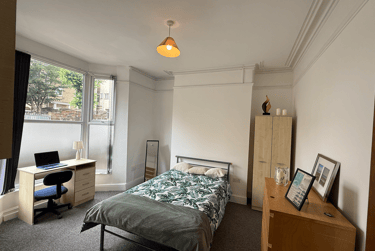 4 bed house, Gwydr Crescent, Uplands, Swansea, SA20AD - Image 9