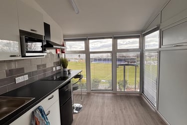 1 bed flat, Bryn Road, Brynmill, Swansea, SA20AR - Image 6