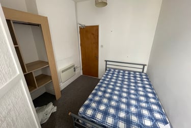 3 bed flat, Bryn Road, Brynmill, Swansea, SA20AR - Image 12