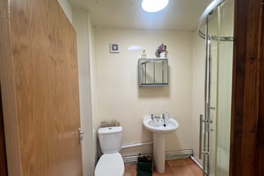 2 bed flat, Bryn Road, Brynmill, Swansea, SA20AT - Image 7