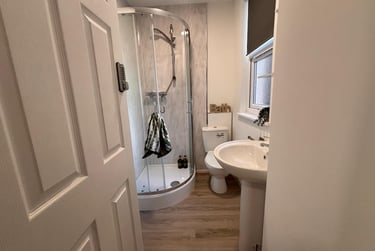 1 bed studio, Bryn Road, Brynmill, Swansea, SA20AR - Image 9