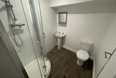 2 bed flat, Bryn Road, Brynmill, Swansea, SA20AR - Image 8