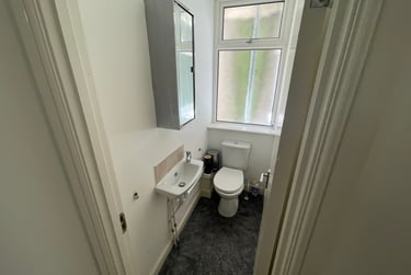 2 bed flat, St Albans Road, Brynmill, Swansea, SA20BP - Image 5