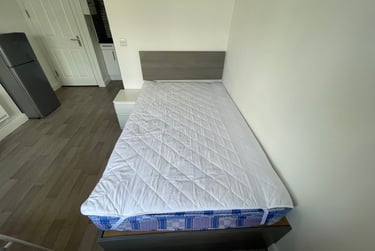 1 bed studio, St Albans Road, Brynmill, Swansea, SA20BP - Image 8