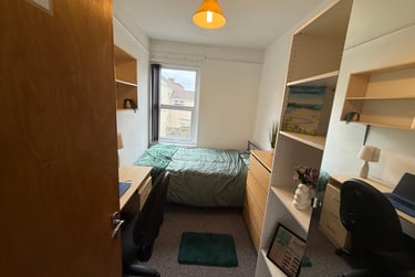 4 bed house, Gwydr Crescent, Uplands, Swansea, SA20AD - Image 11