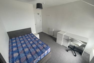 2 bed flat, Bryn Road, Brynmill, Swansea, SA20AR - Image 9